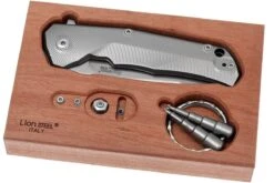 LionSteel TRE BL Titan, Blau -Survival Knife Shop LI TRE BL 08 lionsteel tre v2 li tre bl 08