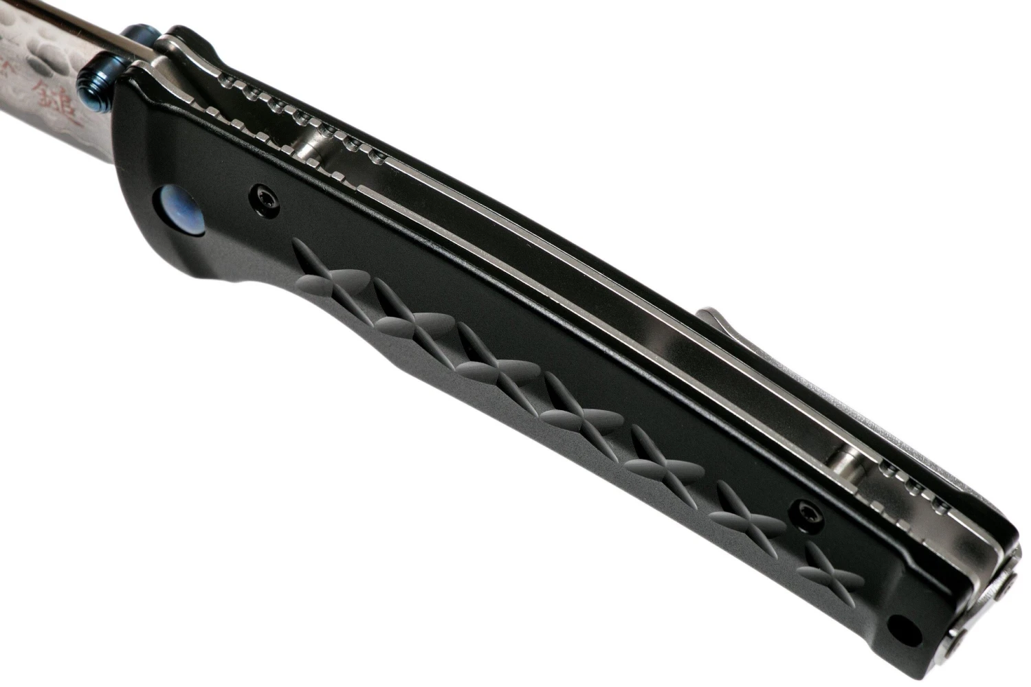 Mcusta MC-161D Fusion, Black, Schwarzer Aluminiumgriff / Damastklinge 9 Mcusta MC-161D Fusion, Black, Schwarzer Aluminiumgriff / Damastklinge – Bild 7