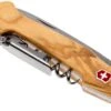 Victorinox Wine Master Olive, Taschenmesser Mit Zweistufigen Korkenzieher 0.9701.64 -Survival Knife Shop VT0 9701 64 01 victorinox wine master vt0 9701 64 01